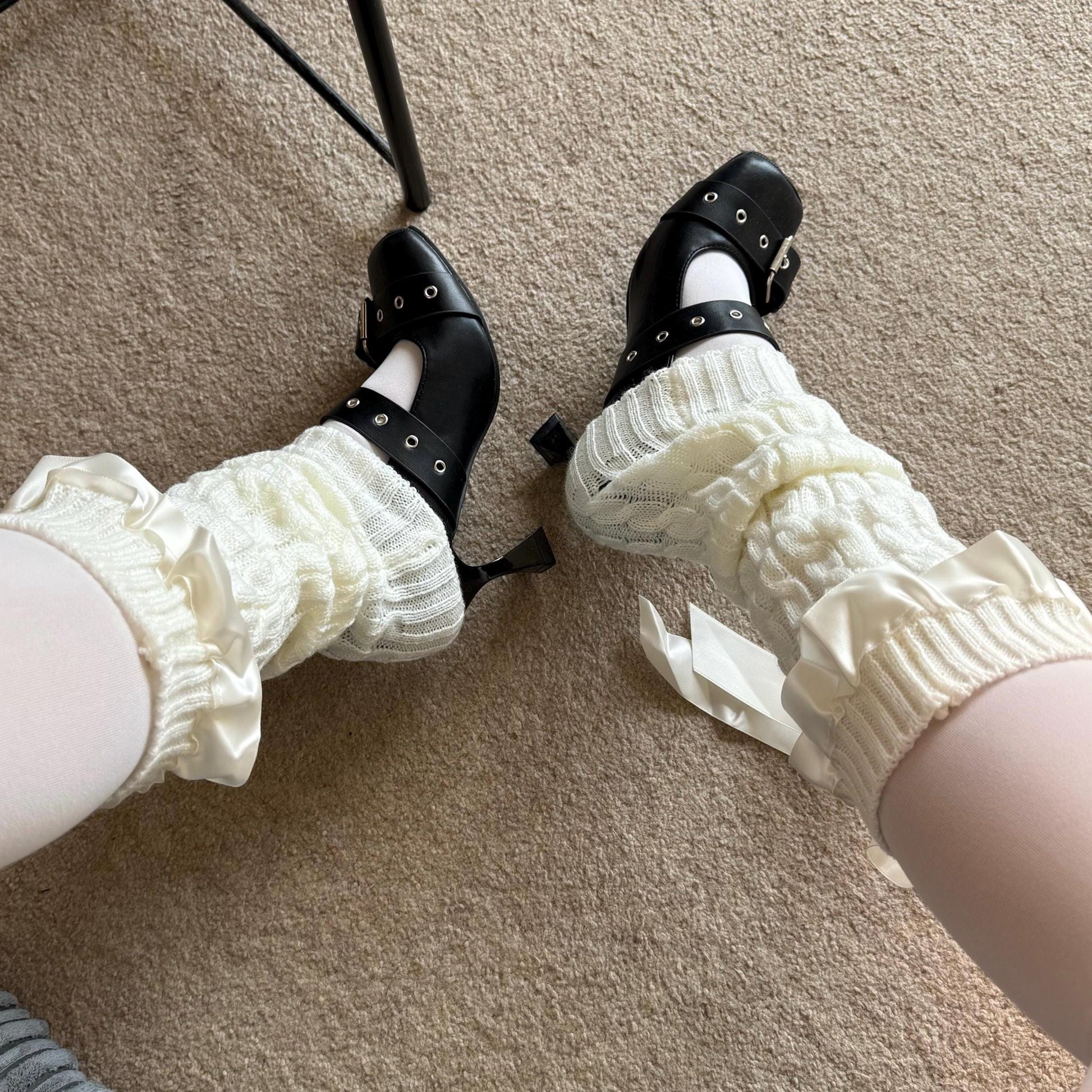 Cream White Knit-Style Leg Warmers with Lace Frill & Bow - leg warmers