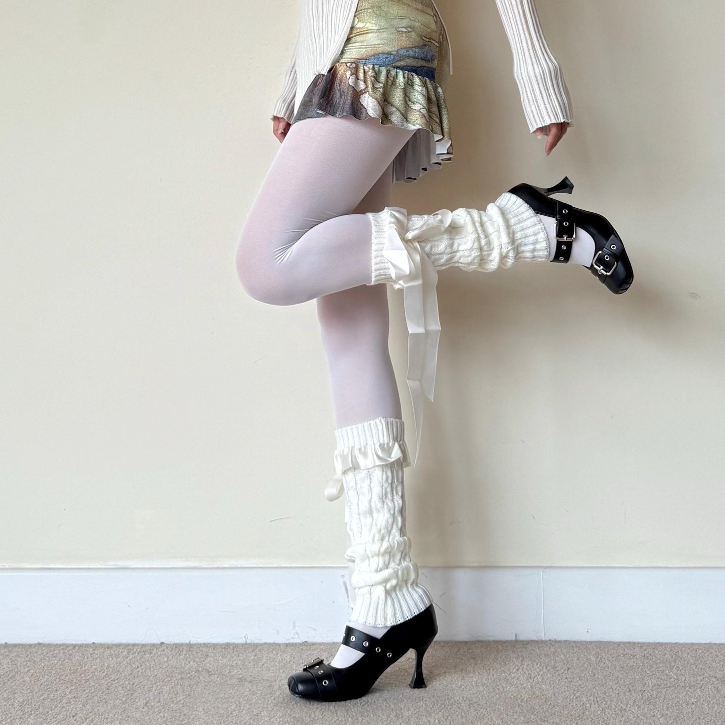 Cream White Knit-Style Leg Warmers with Lace Frill & Bow - leg warmers