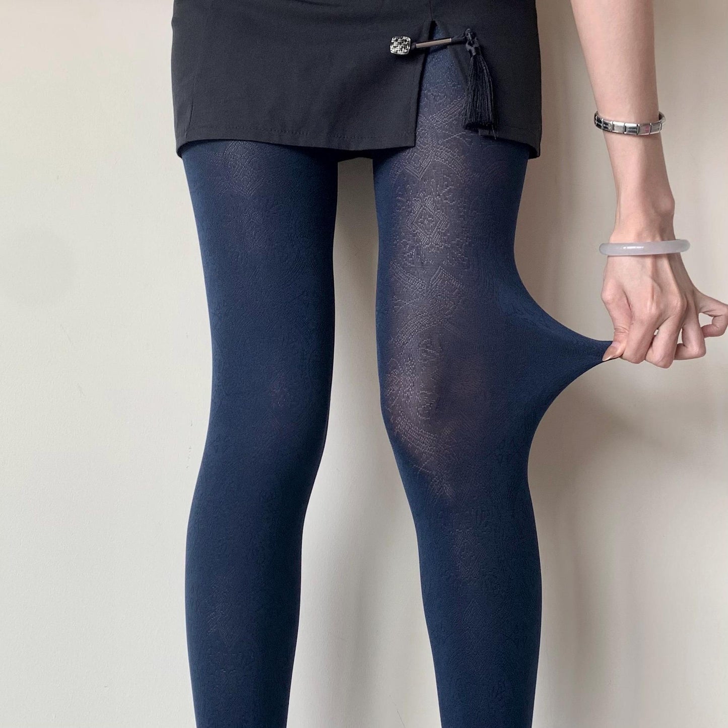 Navy Ancient Egyptian-Inspired Pattern Opaque Velvet Tights