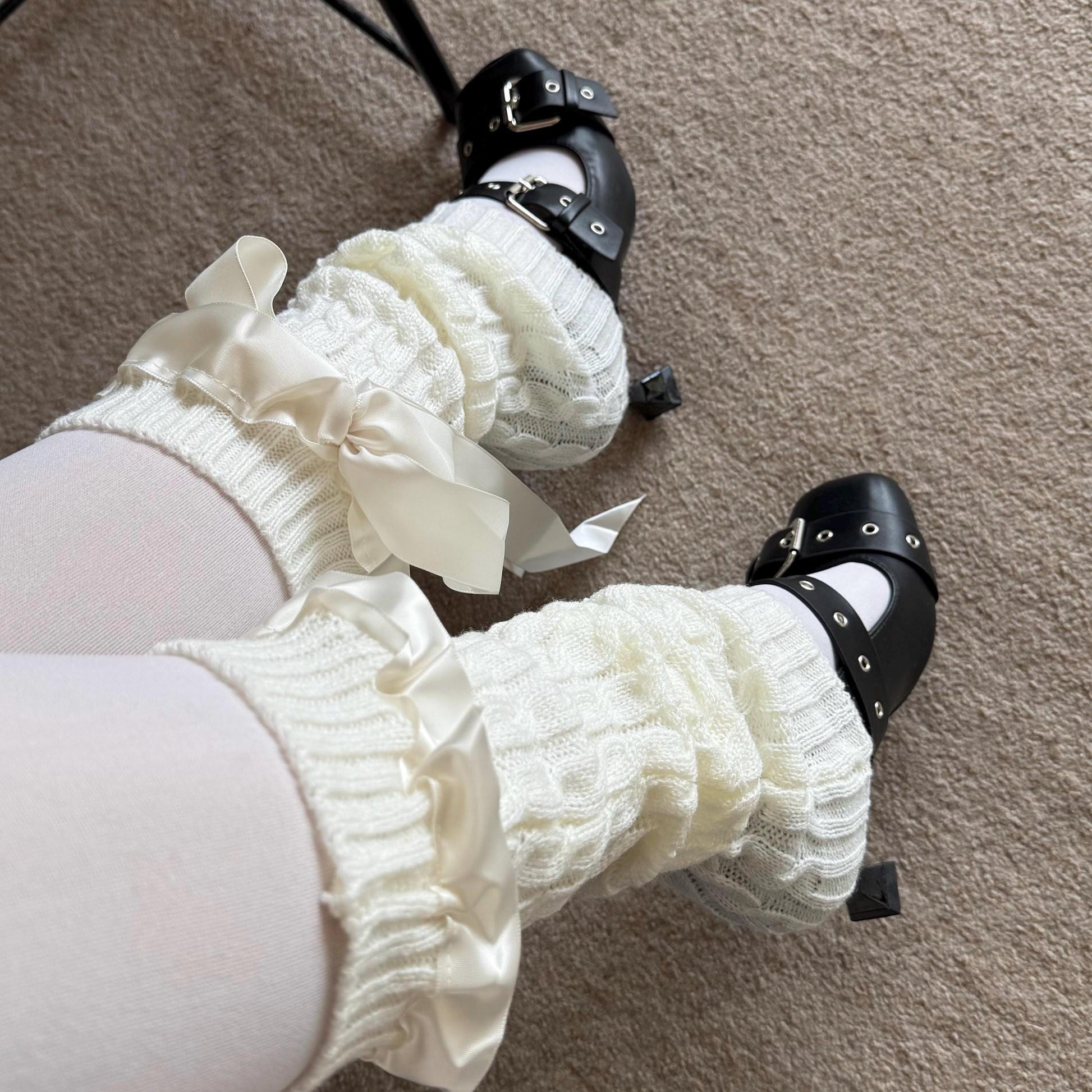 Cream White Knit-Style Leg Warmers with Lace Frill & Bow - leg warmers