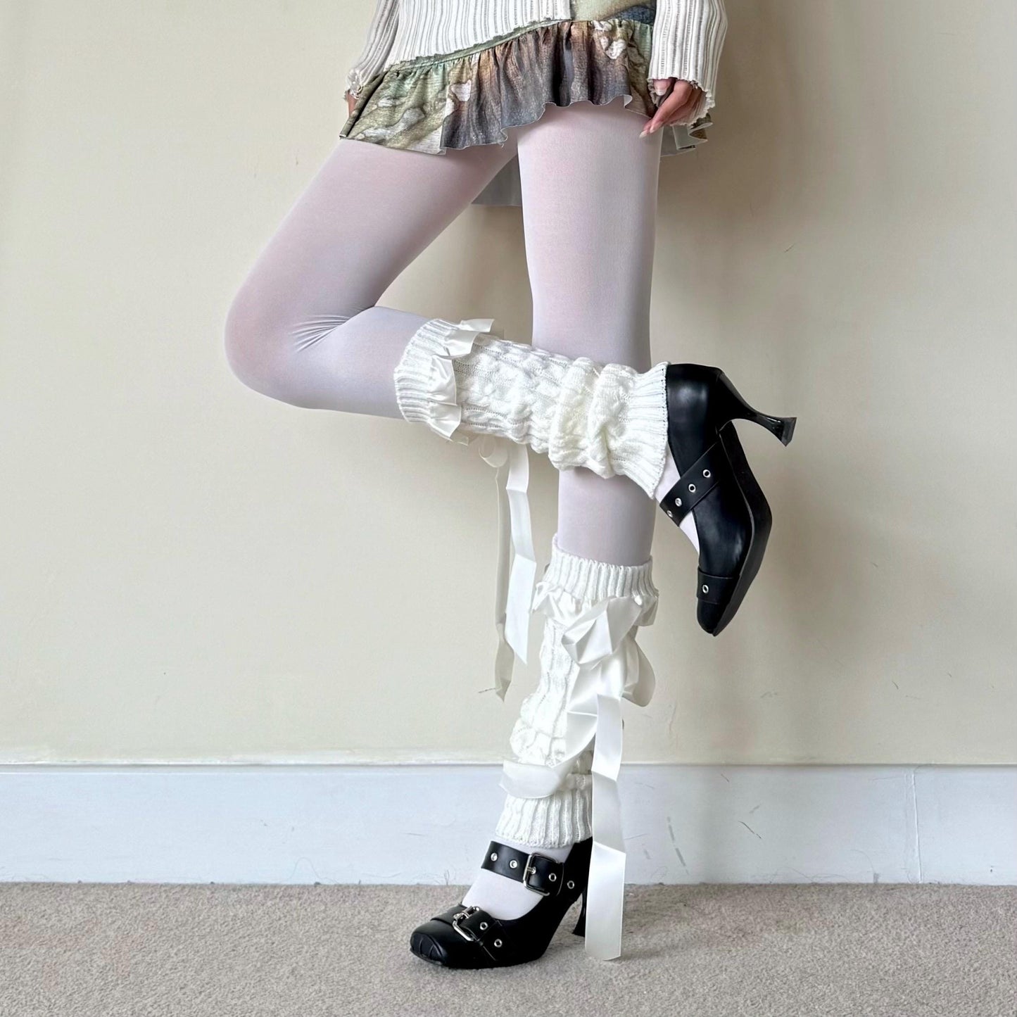 Cream White Knit-Style Leg Warmers with Lace Frill & Bow - leg warmers