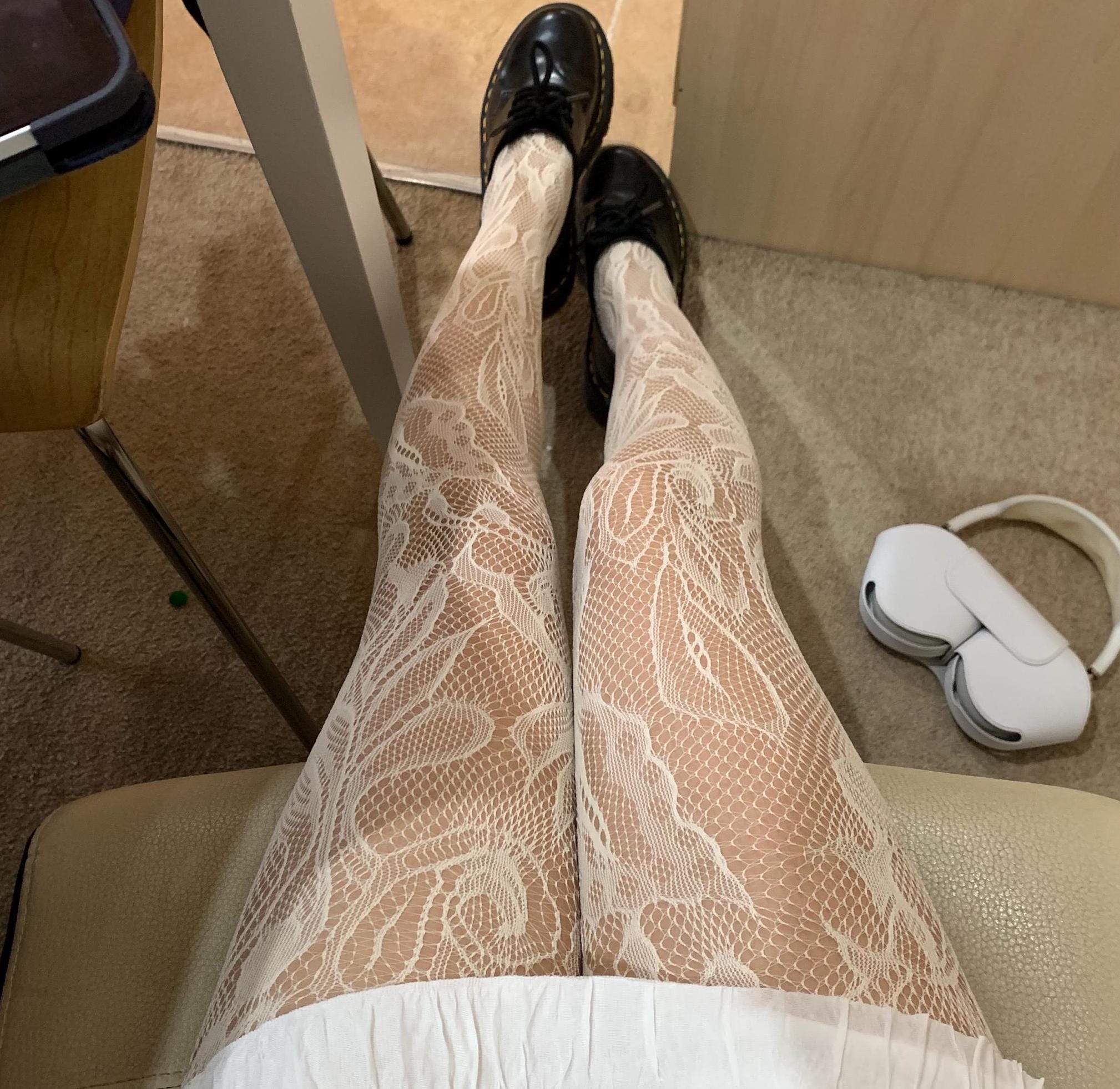 cream fish nets Cream Floral & Botanical Lace Fishnet Tights