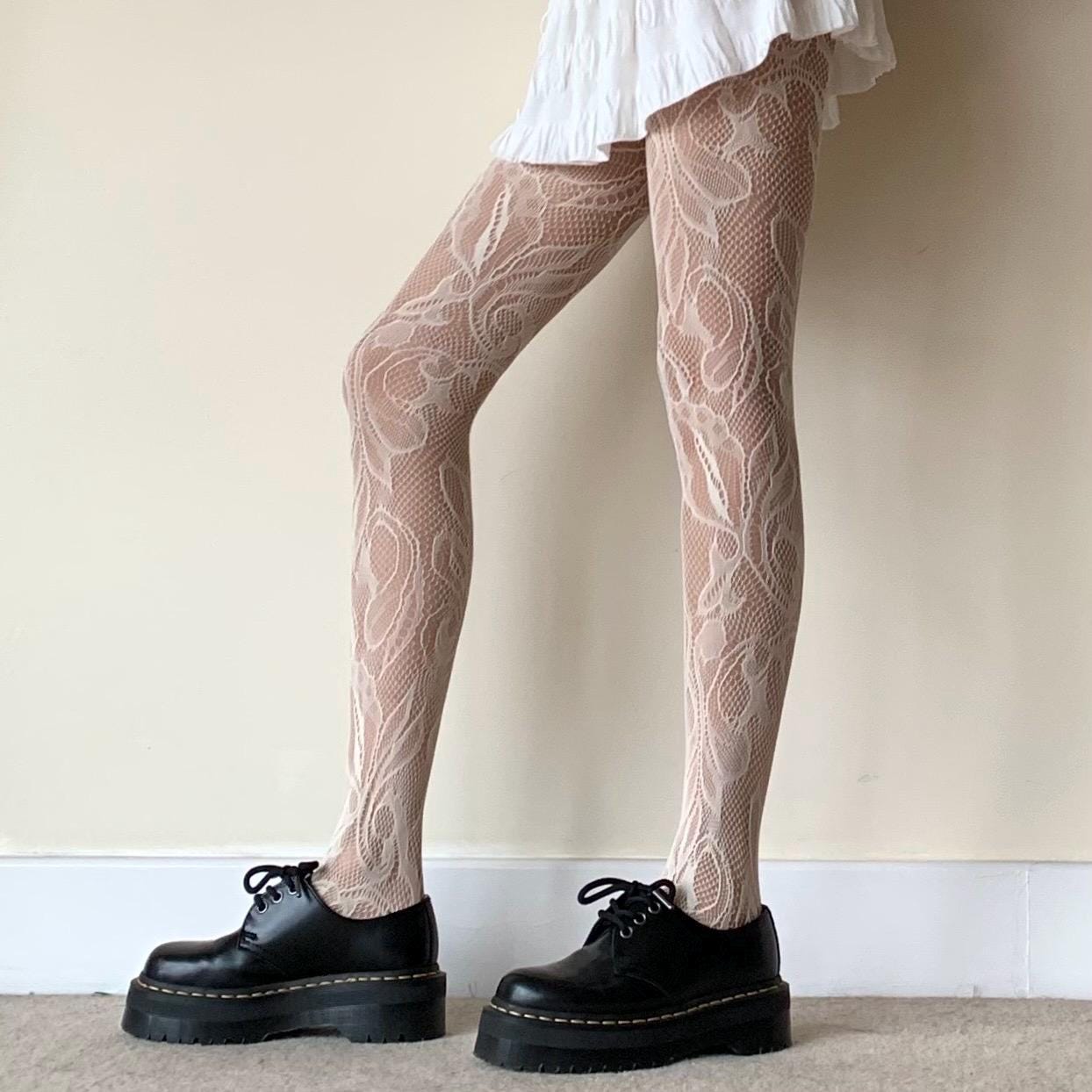 Cream Floral & Botanical Lace Fishnet Tights - White / One size