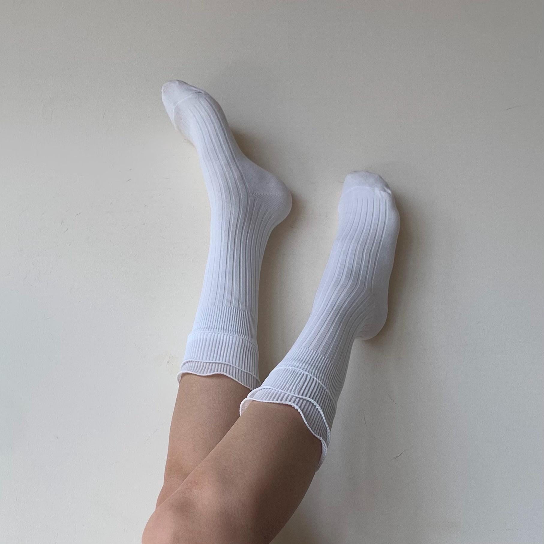 White Cotton Socks with Lotus Leaf Shape Lace Trim