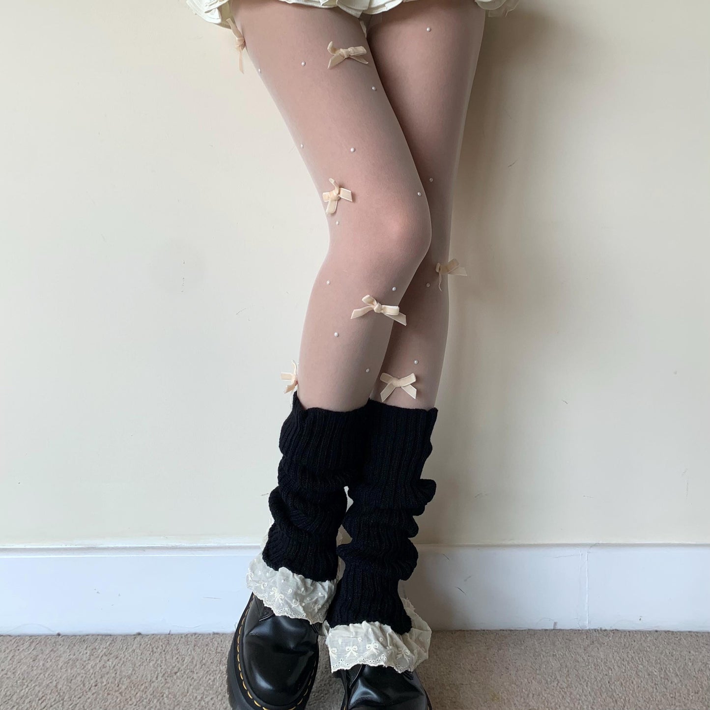 Black Ribbed Cotton Leg Warmers with Cream White Bow Trim - Cute Kawaii Coquette Balletcore Women Leg Warmers - Slouchy