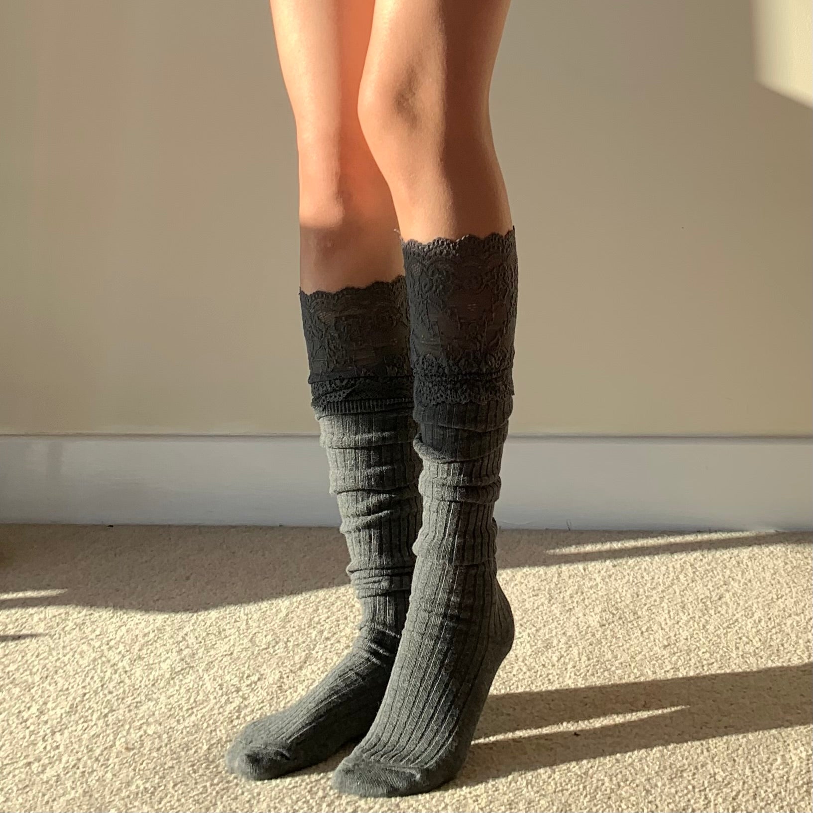 Grey Knee-High Cotton Socks with Floral Lace Trim