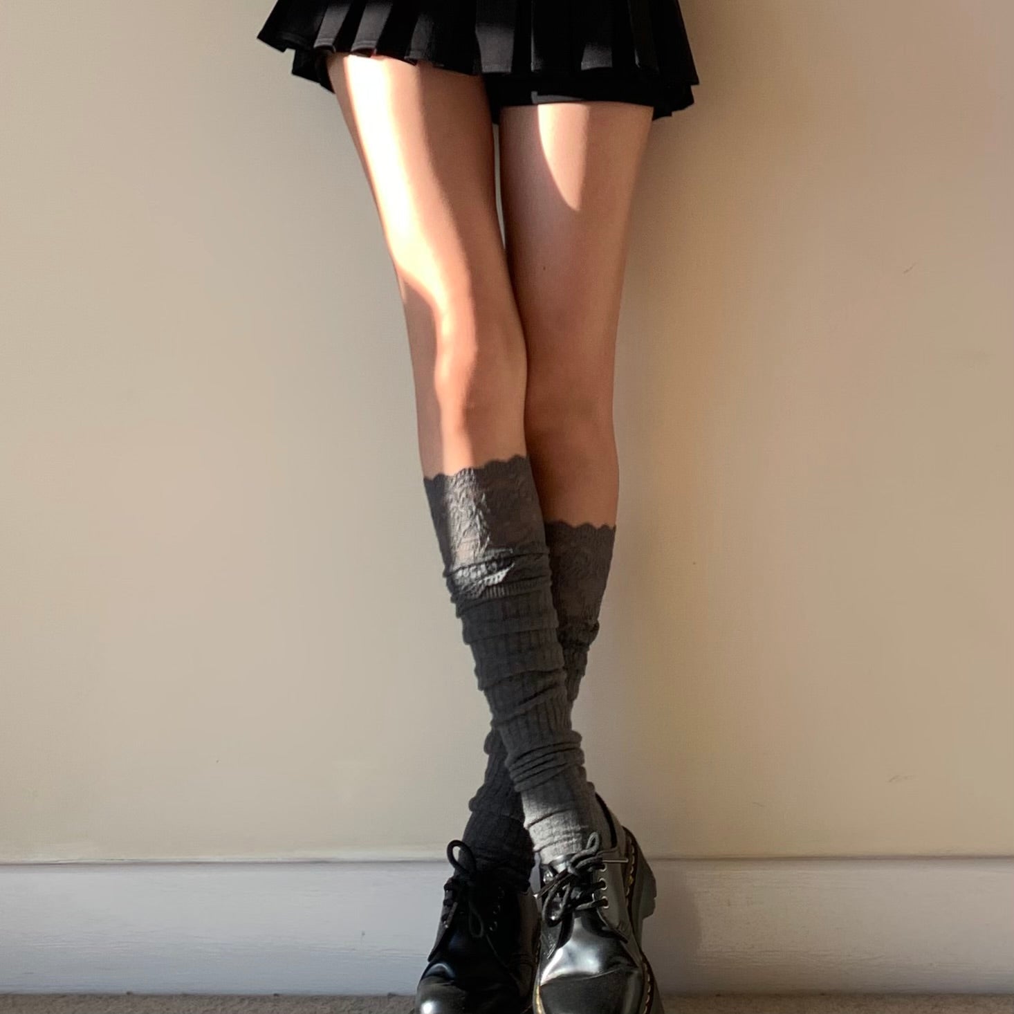 Grey Knee-High Cotton Socks with Floral Lace Trim