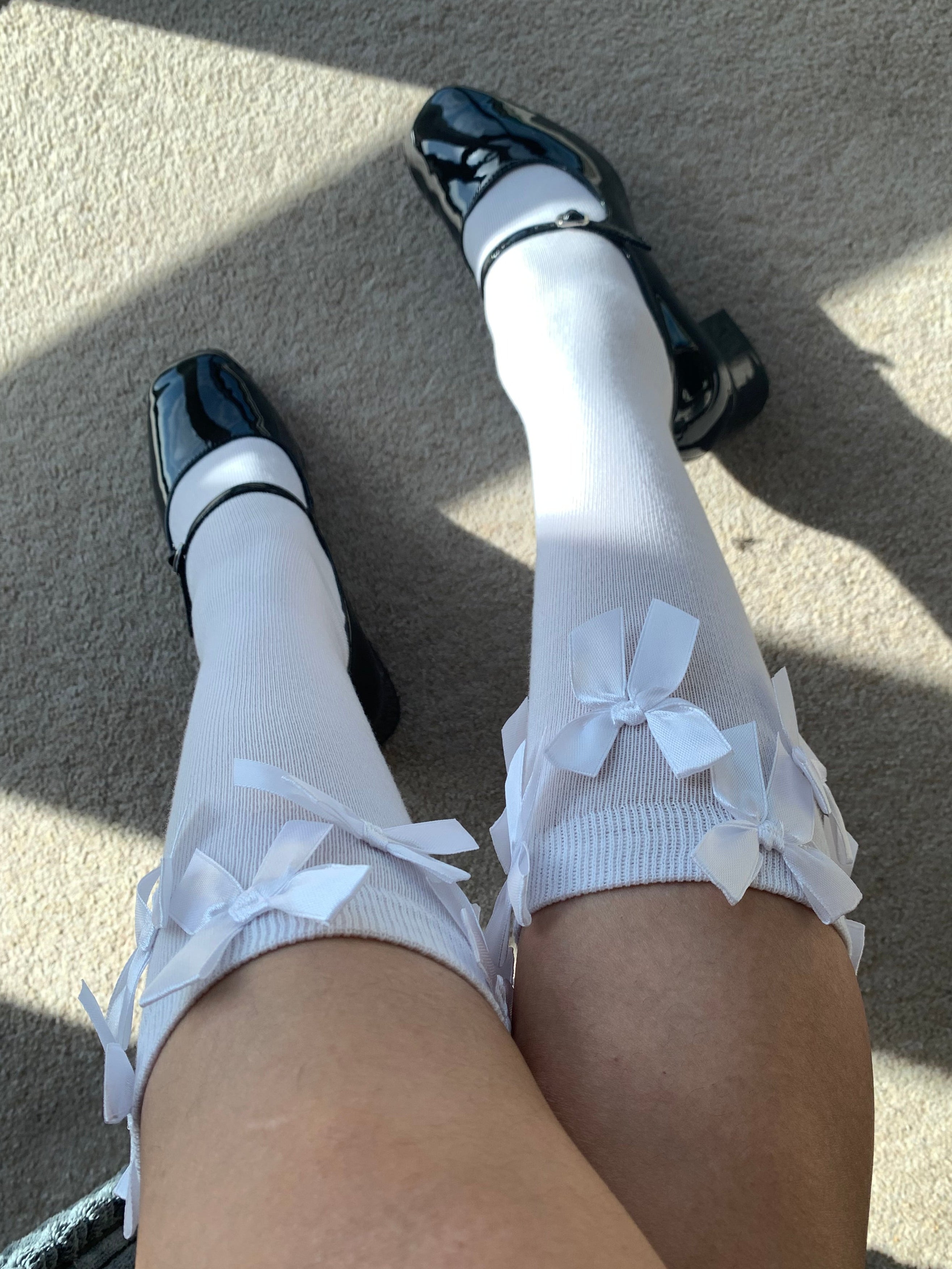 White Cotton Blend Socks with Lace Bows Trim