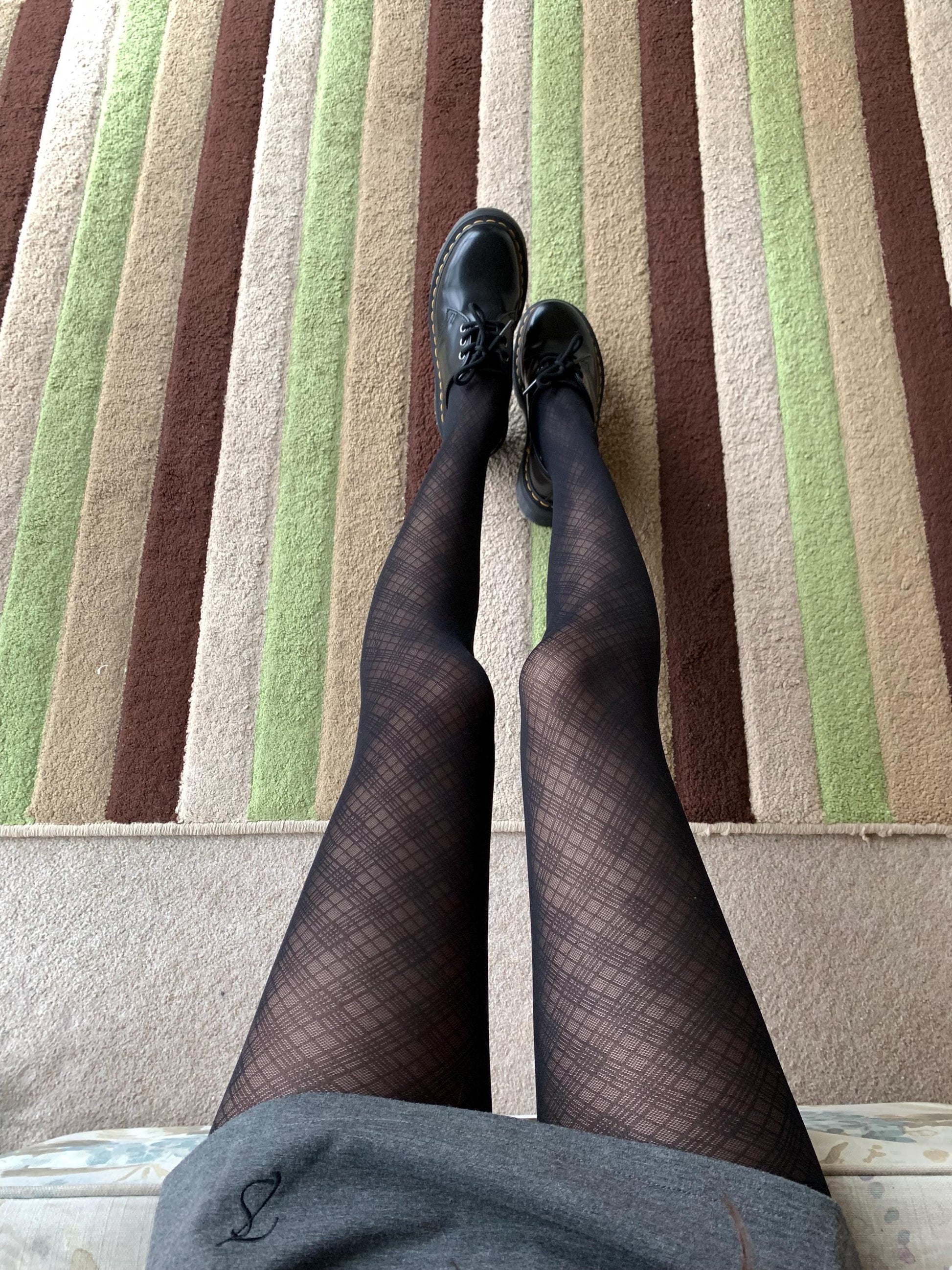 Black Crosshatch Pattern Lace Tights - Black / One size