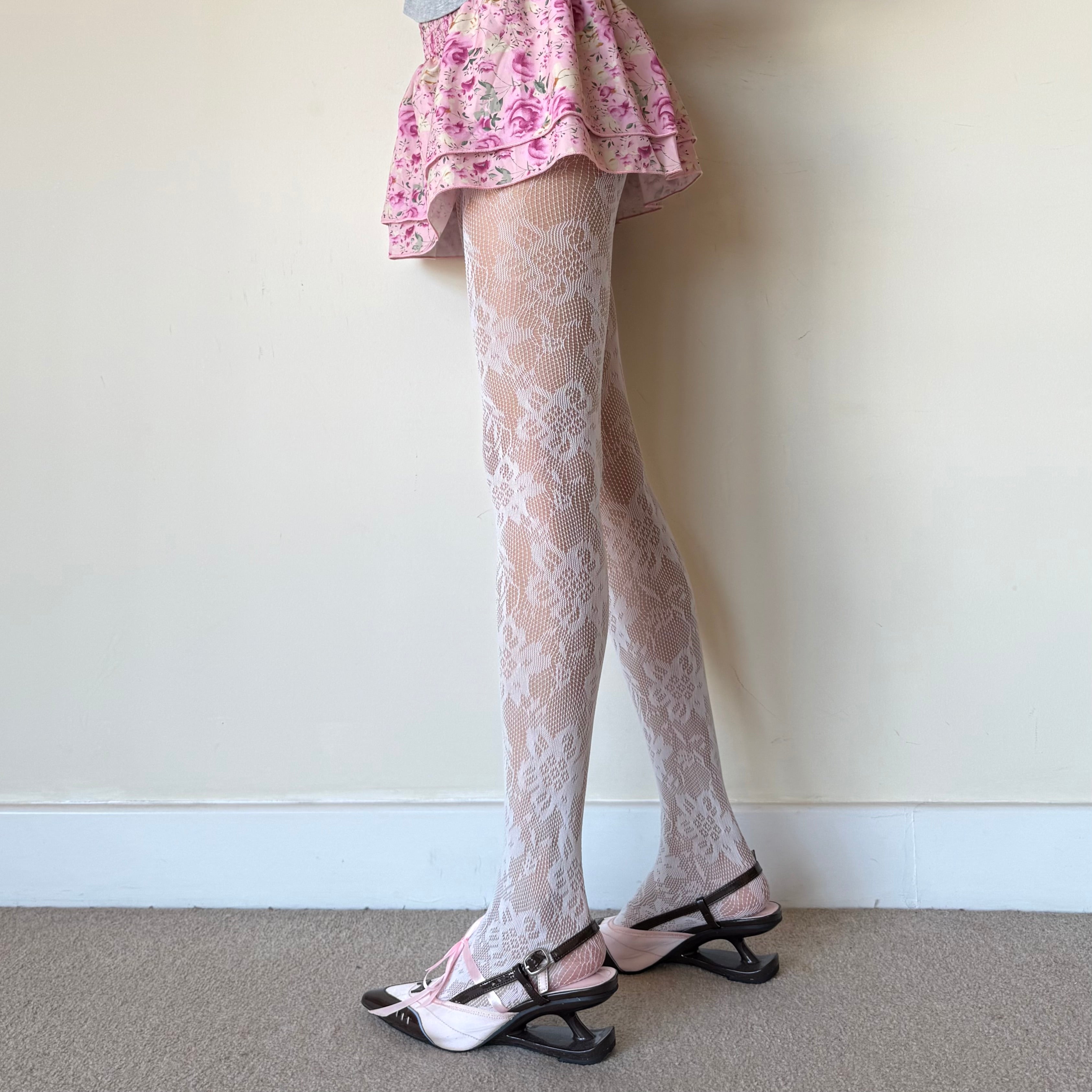 Ivory Rose Lace Fishnet Tights