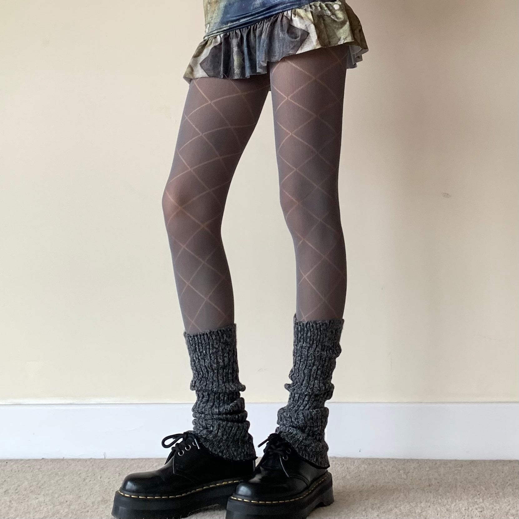 Grey Diamond Cross Lace Tights