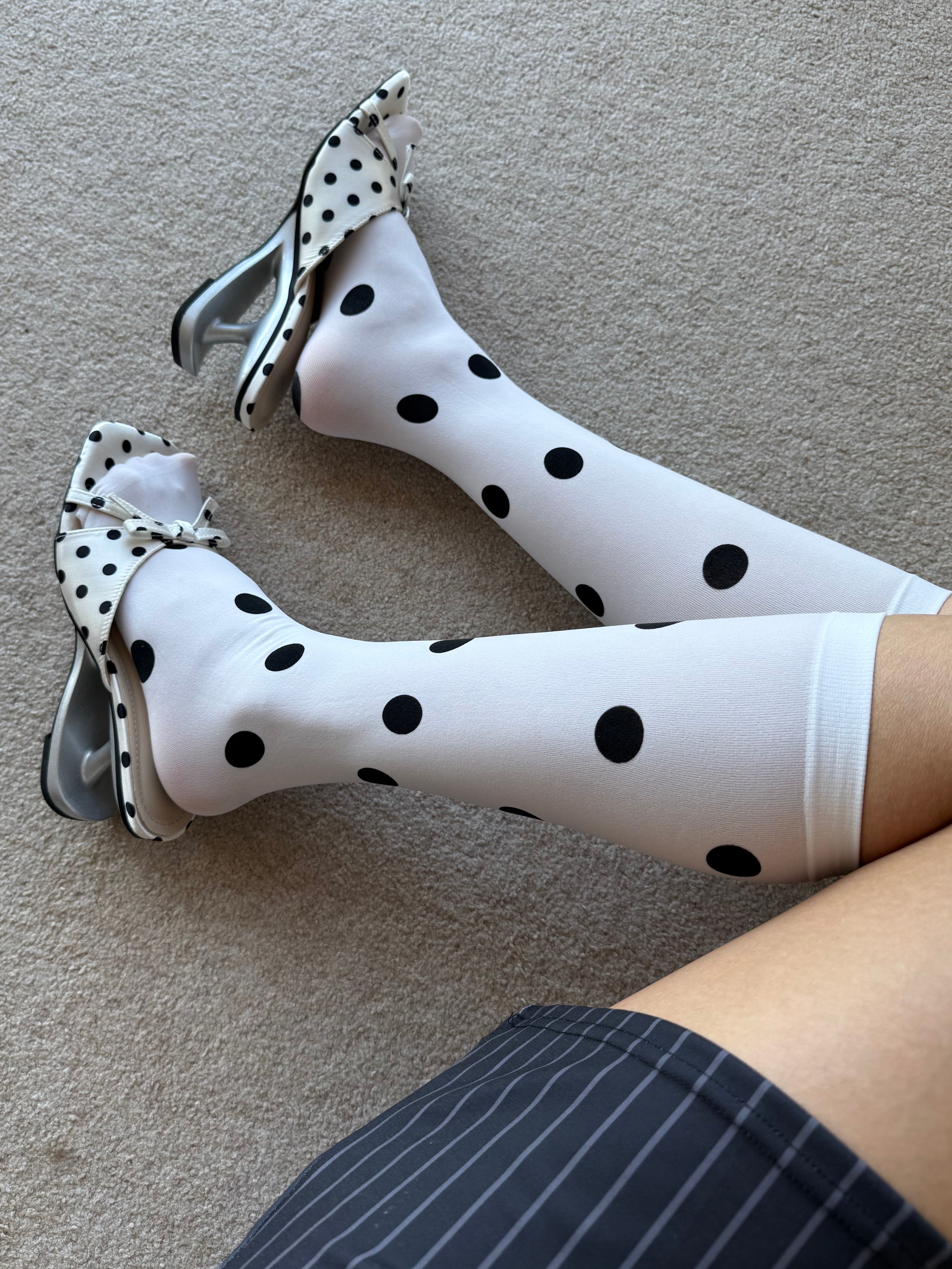 White Large Polka Dot Knee-High Socks