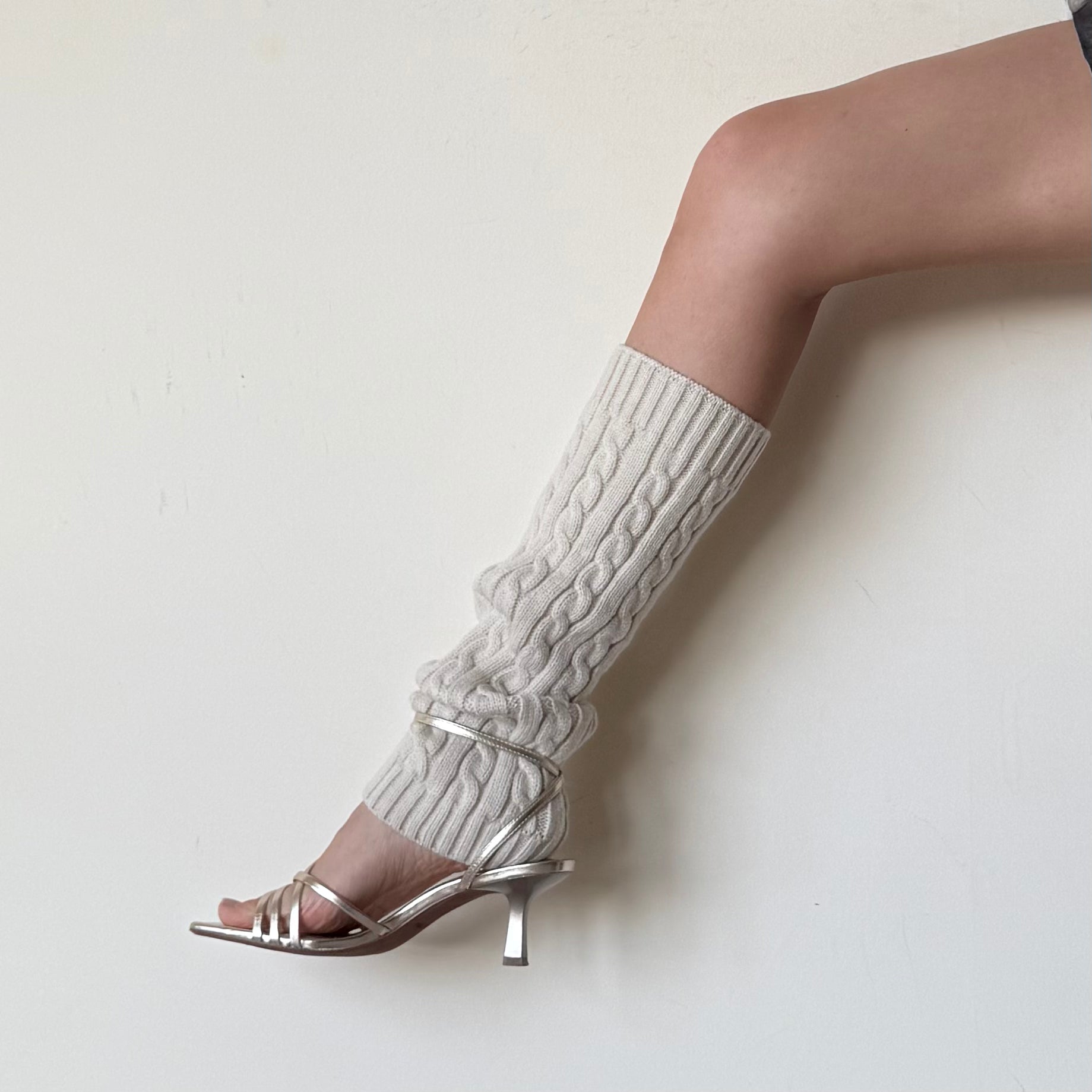 Oatmeal Cable-Knit Leg Warmers