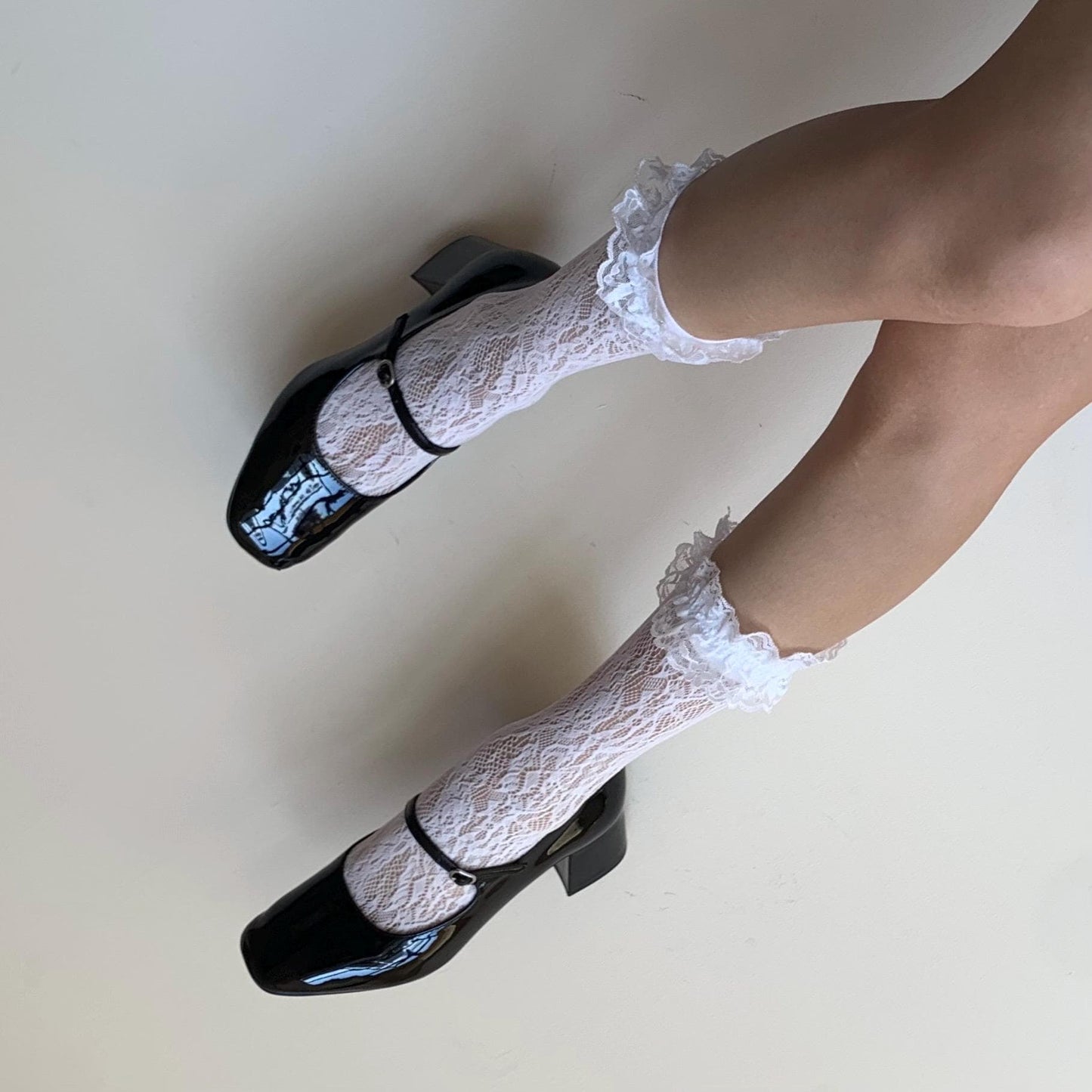 White Floral Frilled Lace Fishnet Socks