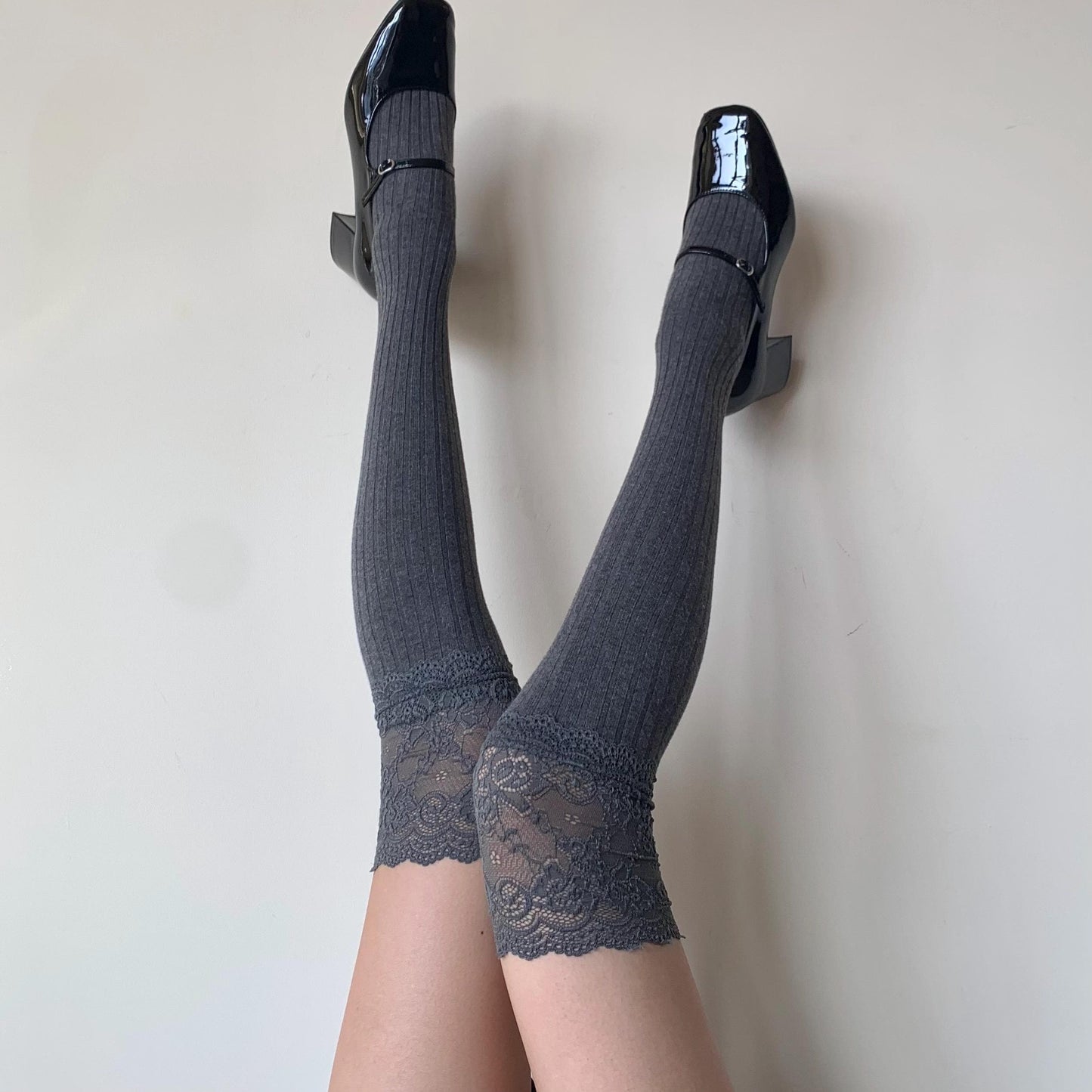 Thigh High Socks with Floral Pattern Lace Trim