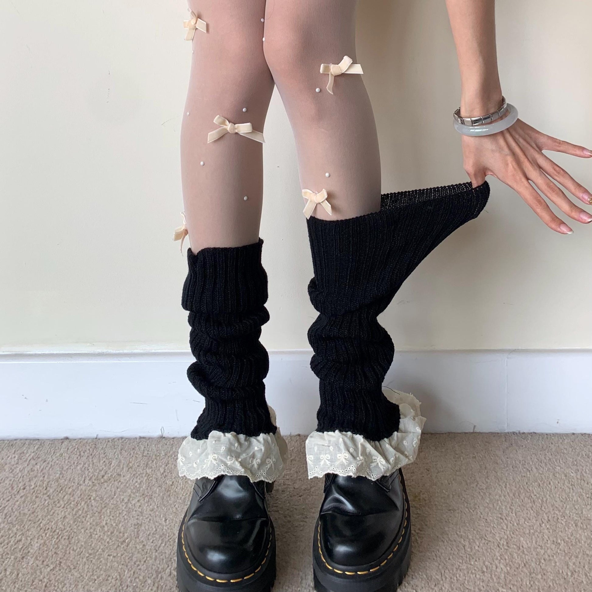Black Ribbed Cotton Leg Warmers with Cream White Bow Trim - Cute Kawaii Coquette Balletcore Women Leg Warmers - Slouchy